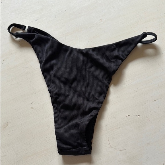 *NWT - BLACK BIKINI FROM ZAFUL (sz med) - Picture 4 of 8